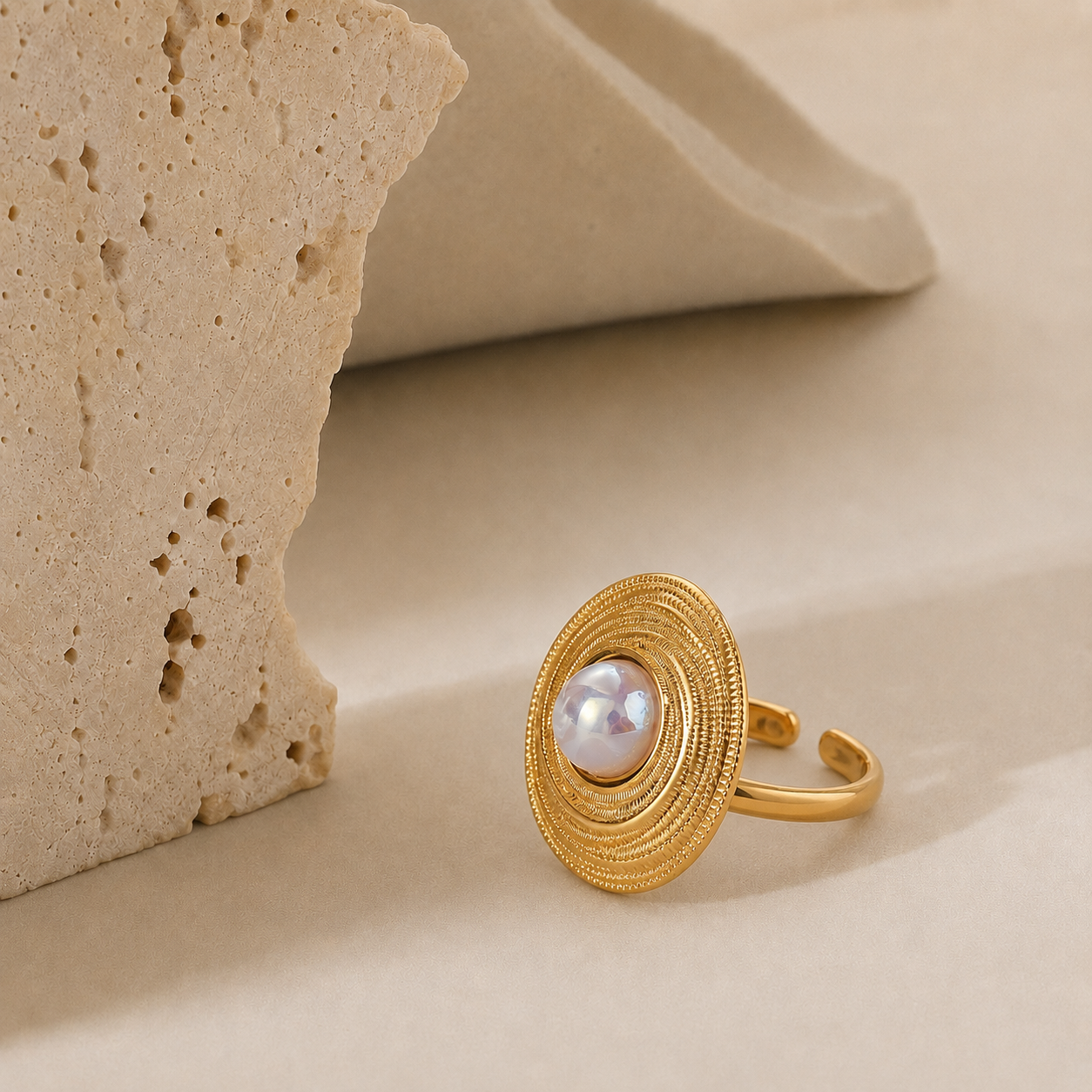 Pearl Glow Ring