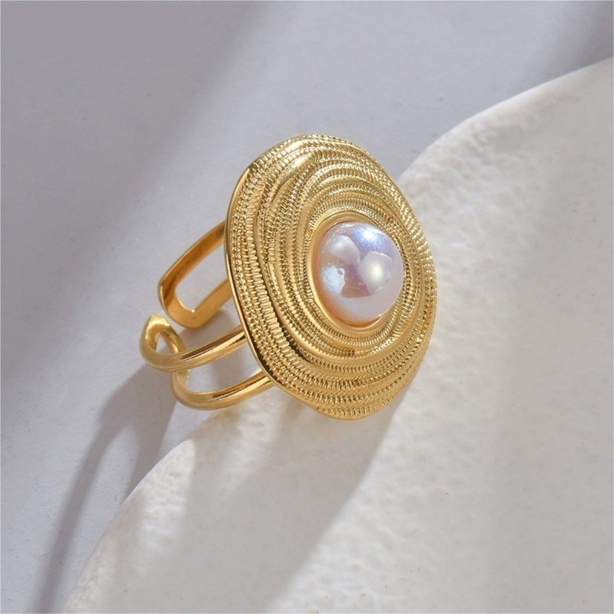 Pearl Glow Ring